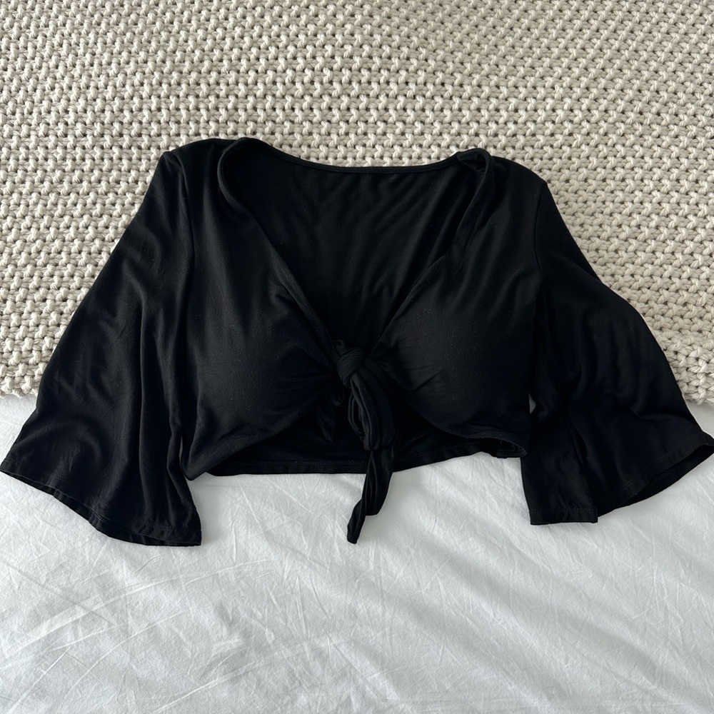 Klassy Network Black Flutter Sleeve Tie-Front Crop Blouse